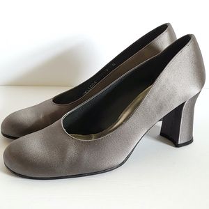 Stuart Weitzman Vintage Grey Satin Pumps Size 7
